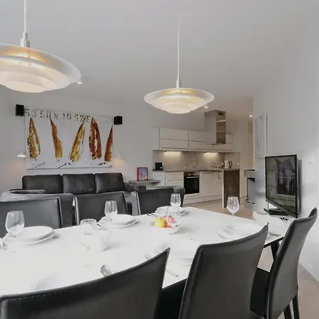 Duenenvilla 4, Whg 1 *