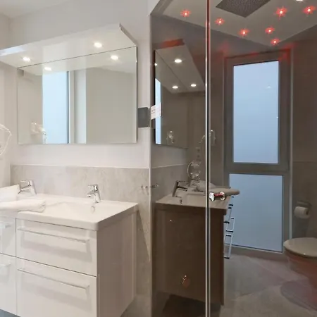 Duenenvilla 4, Whg 1 *