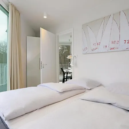 Duenenvilla 4, Whg 1 *